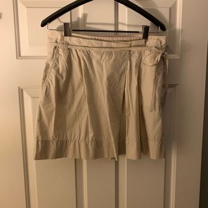 Loft khaki skirt, size 6